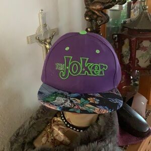 Hat the joker from Batman from six flags adjustable